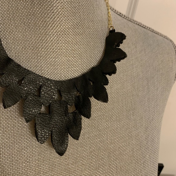 Beautiful Beaded Leather Necklace - Picture 6 of 9